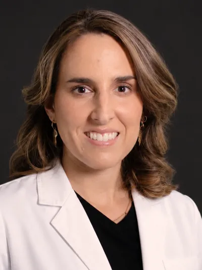 Dra. Javiera Brucher, Implantología y Rehabilitación Oral · Clínica Goycoolea
