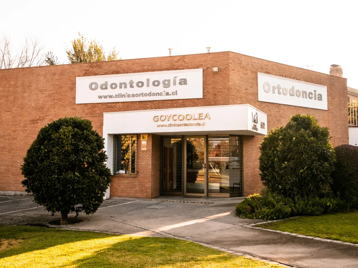 Exterior Clínica Goycoolea sede Las Condes, Av. Paul Harris 9572, Las Condes